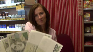 Salesgirl is picked up for naughty sex