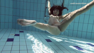 Zhanetta Super Attractive Underwater Bitch