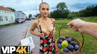 VIP4K. Red riding hood likes to show her twat in her BF’s car
