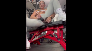 Fit gym babe works out cunt