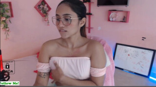 Soymary_ Versión Chica Nerd Cute