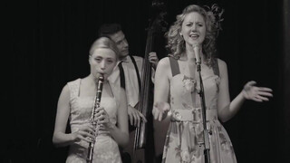 TU Vuo' Fa' L'Americano - Hetty & the Jazzato Band