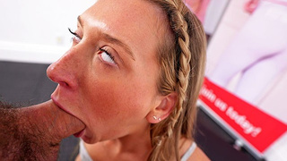 FIT18 - Addison Vodka - 57kg - Petite Blonde American Amatuer In Yoga Pants - 60FPS
