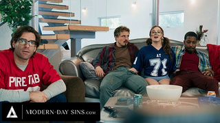 MODERN-DAY SINS - Kinky Teeny Leana Lovings Has Sneaky Sex With Stepdad's Buddies Ass His Back